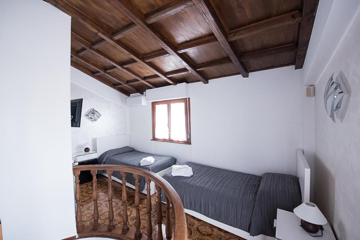 Villa Iara Cerveteri Buitenkant foto